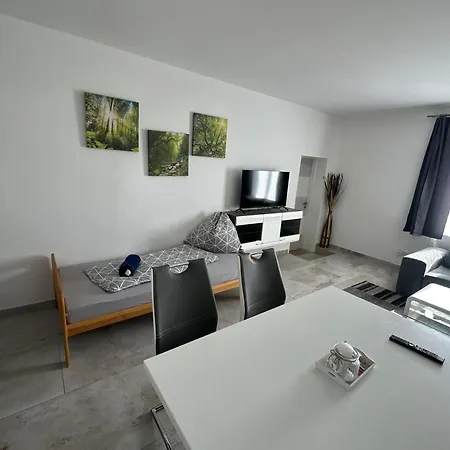 Wohung Leonard Schwanensdtadt Apartment *