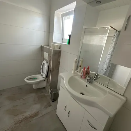Wohung Leonard Schwanensdtadt Apartment *